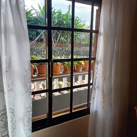 Casa Afonso A Getaway Apartment Arco da Calheta  Exterior photo